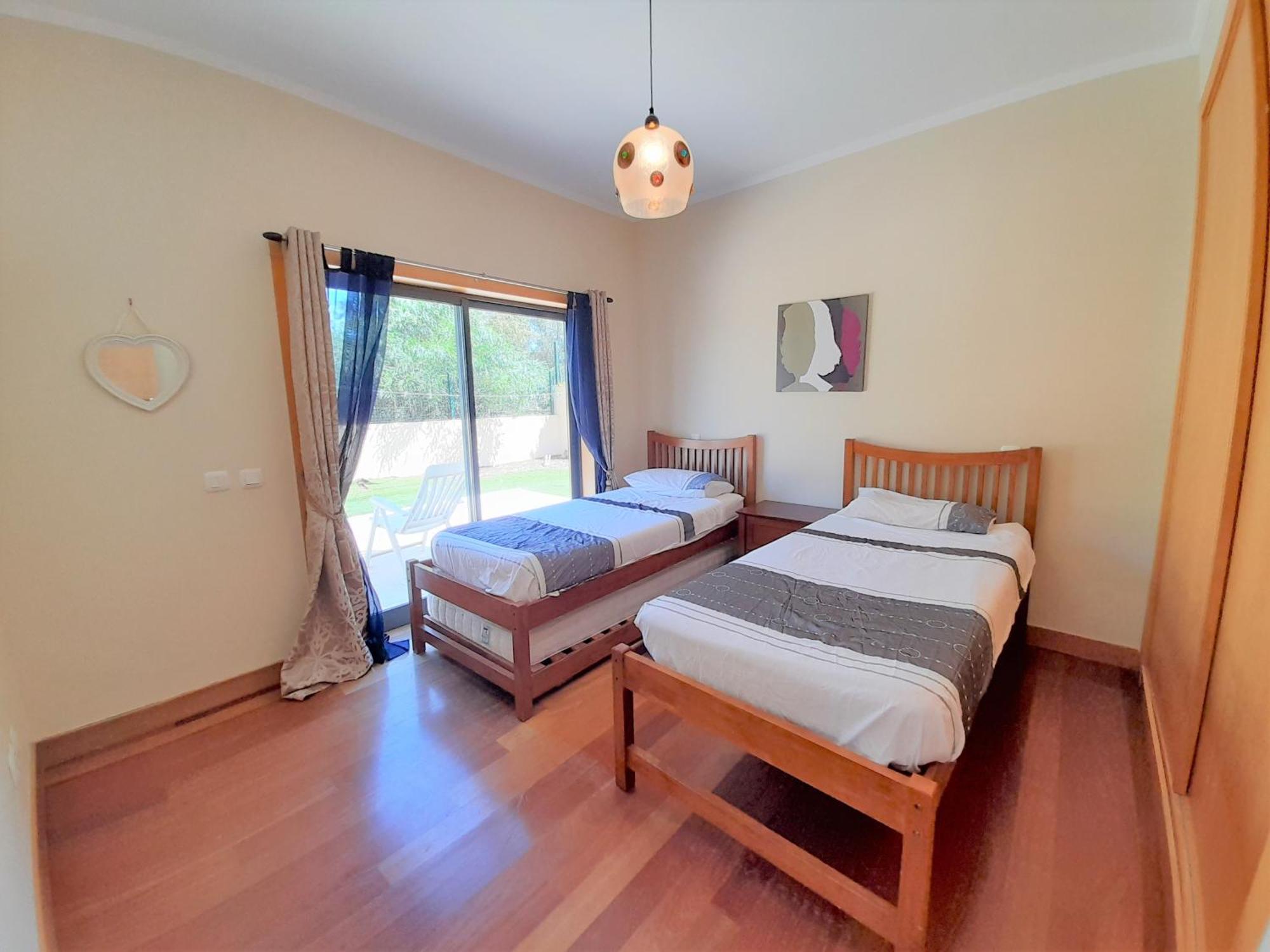 Villa Paula With Private Pool Close To The Beach And Strip Albufeira Kültér fotó
