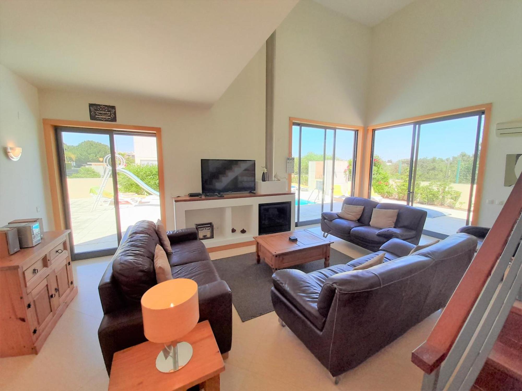 Villa Paula With Private Pool Close To The Beach And Strip Albufeira Kültér fotó